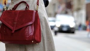 How to clean a suede bag at home?