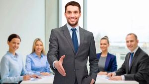 Who should be the first to say hello according to the rules of etiquette?