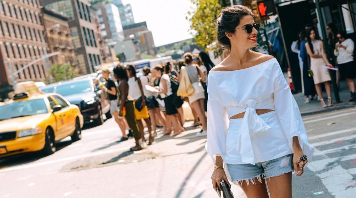 Sweatshirts with bare shoulders, back, belly