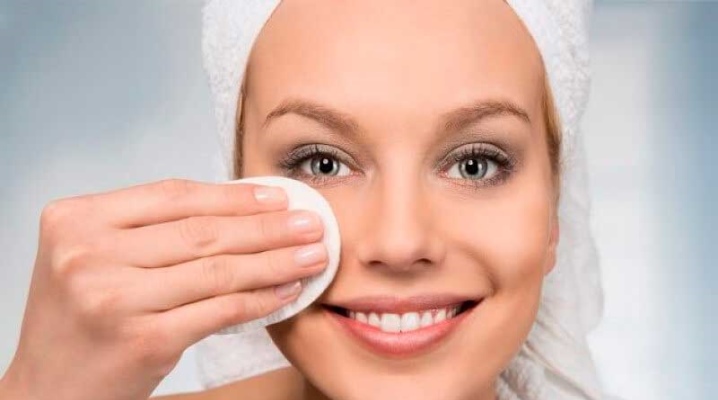 Review of facial tonics