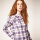 What to wear with a plaid shirt?