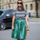 Women's striped shirt: what to wear?