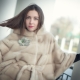 Stylish fur coat with bat sleeve