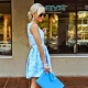 What goes with blue in clothes?