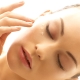 Oil for wrinkles around the eyes