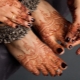 Henna drawings on the leg