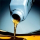 How to remove oil from clothes?